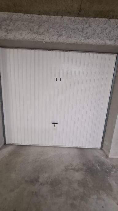 Bel Appartement-Garage Prive-Balcon-Wifi Fibre Rhut エクステリア 写真