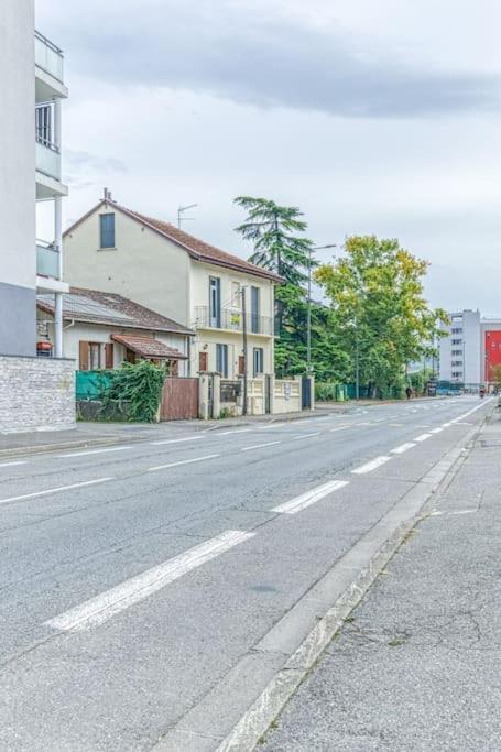 Bel Appartement-Garage Prive-Balcon-Wifi Fibre Rhut エクステリア 写真